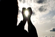 球探网官网：杨鸣：战山东细节决定胜败，张镇麟无法登场，韩德君带伤出战.